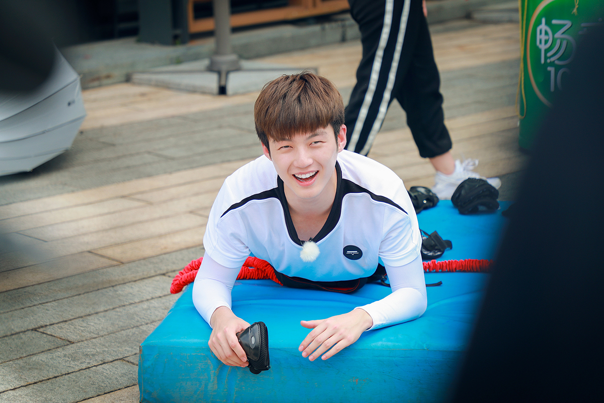 《挑盟3》上演甜蜜罗曼史范冰冰联手韩庚团灭欧弟