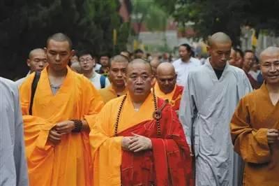 少林寺铁砂掌绝技,中国嵩山少林铁砂掌