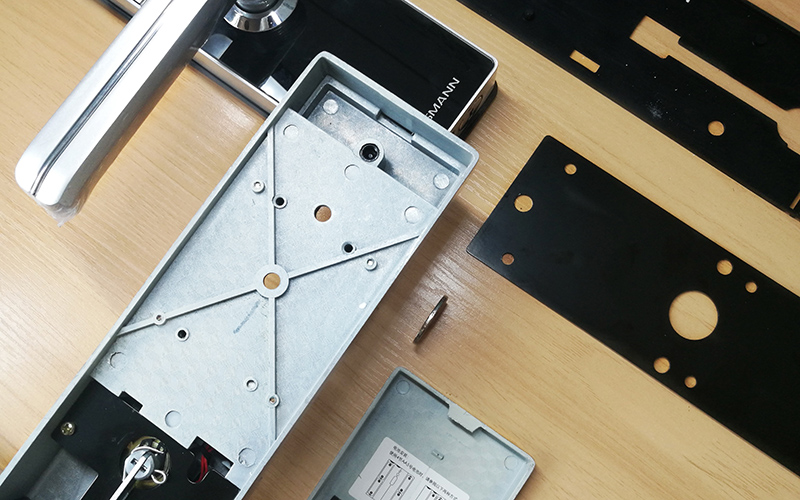 智能指纹锁没电了也不要慌,智能指纹锁没电了该怎么办