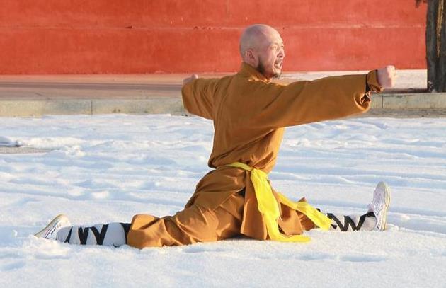 少林武僧释延觉,释延觉怒怼一龙完整版