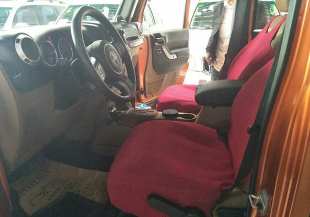 老款吉普牧马人值得买吗,吉普牧马人2.0t原厂越野评测