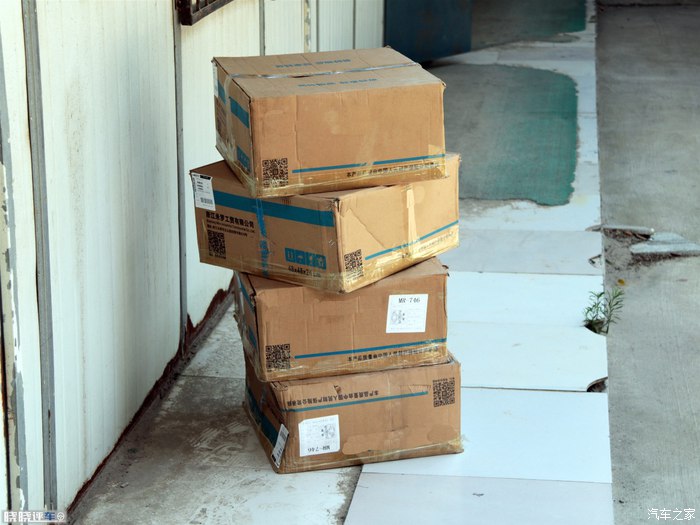 18款皇冠改装雷克萨斯前脸,十四代皇冠改装雷克萨斯仪表盘