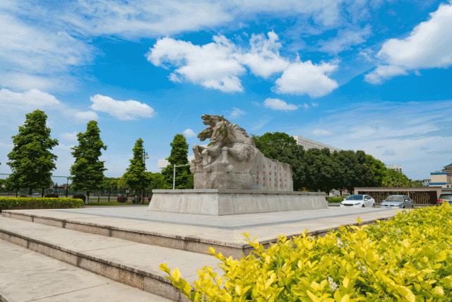 四川高职院校专业排名,四川交通职业技术学院简介