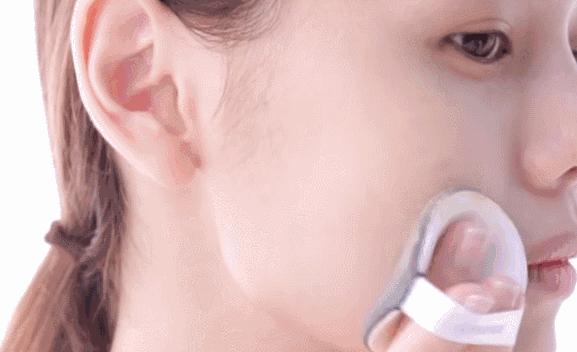 杨幂赵丽颖化妆台，她们都爱用这些化妆品！