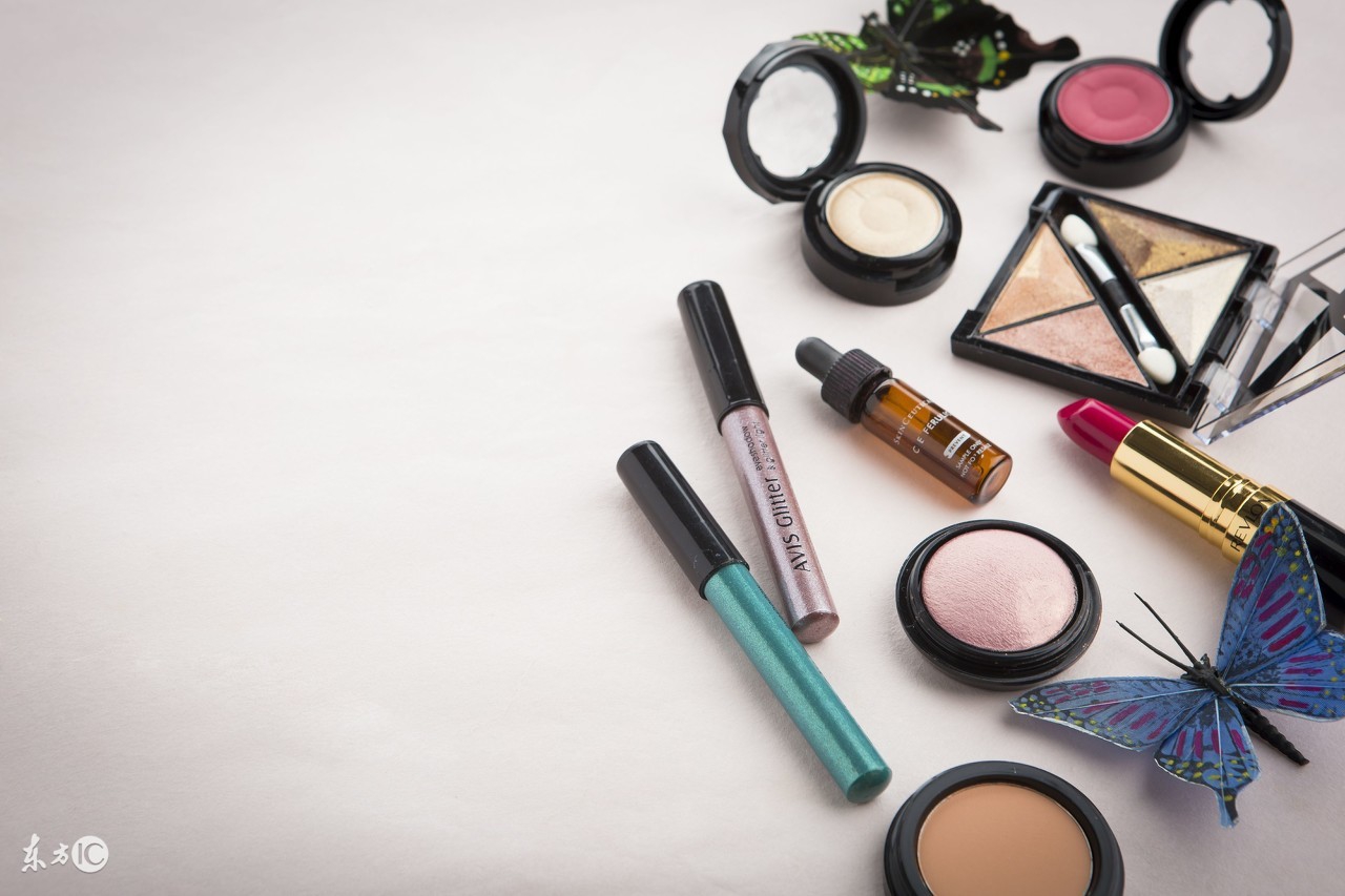 脸上老出油怎么改善,脸上总出油怎么改善