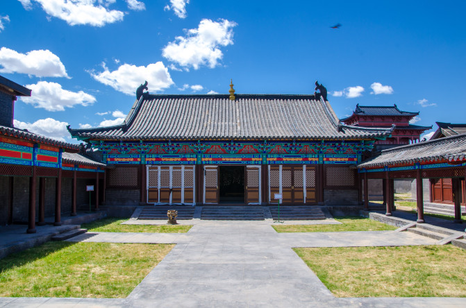 天堂草原锡林郭勒歌词及对白,真正的内蒙古锡林郭勒大草原