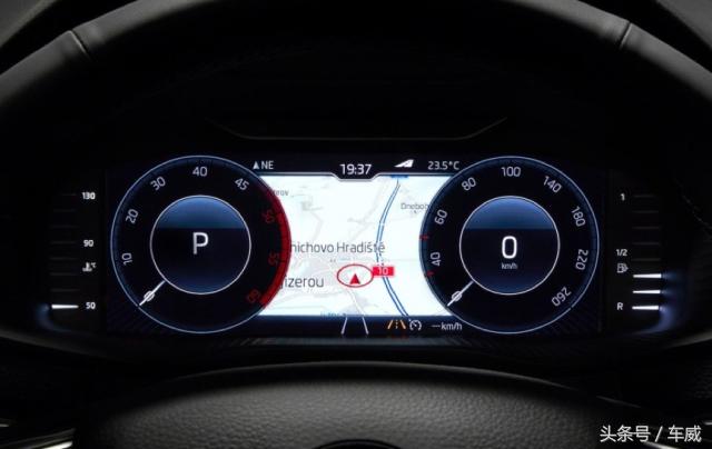 谁还买途观?国产KAROQ加长5厘米,品质比大众,价格比长城