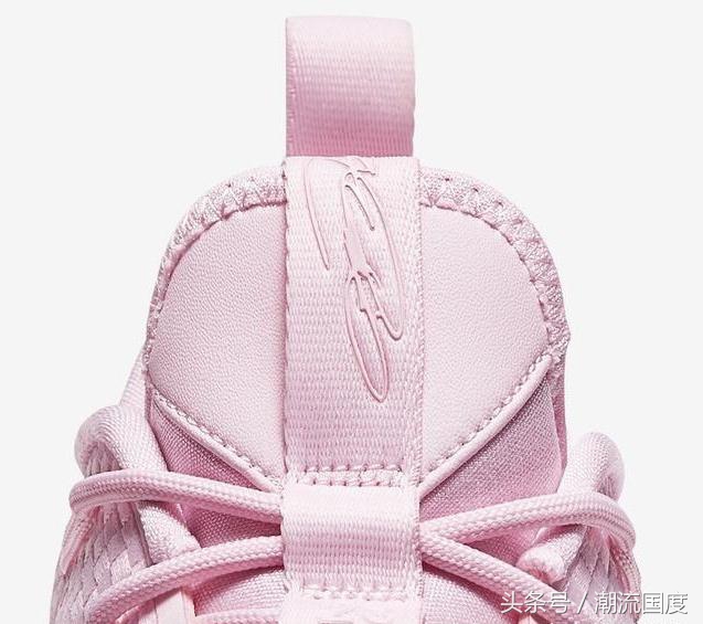 糖果配色鞋子耐克,糖果色耐克红色