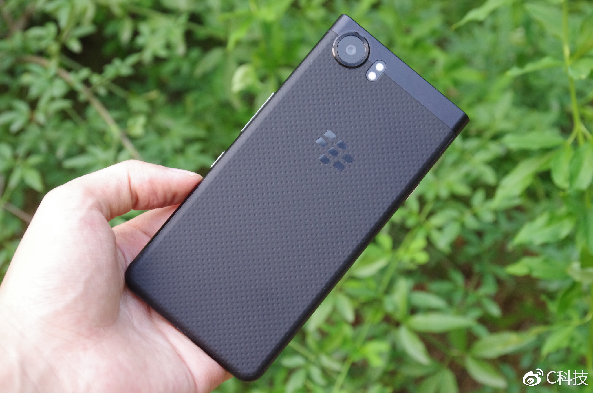 当安全、商务遇见Android国行黑莓KEYone评测