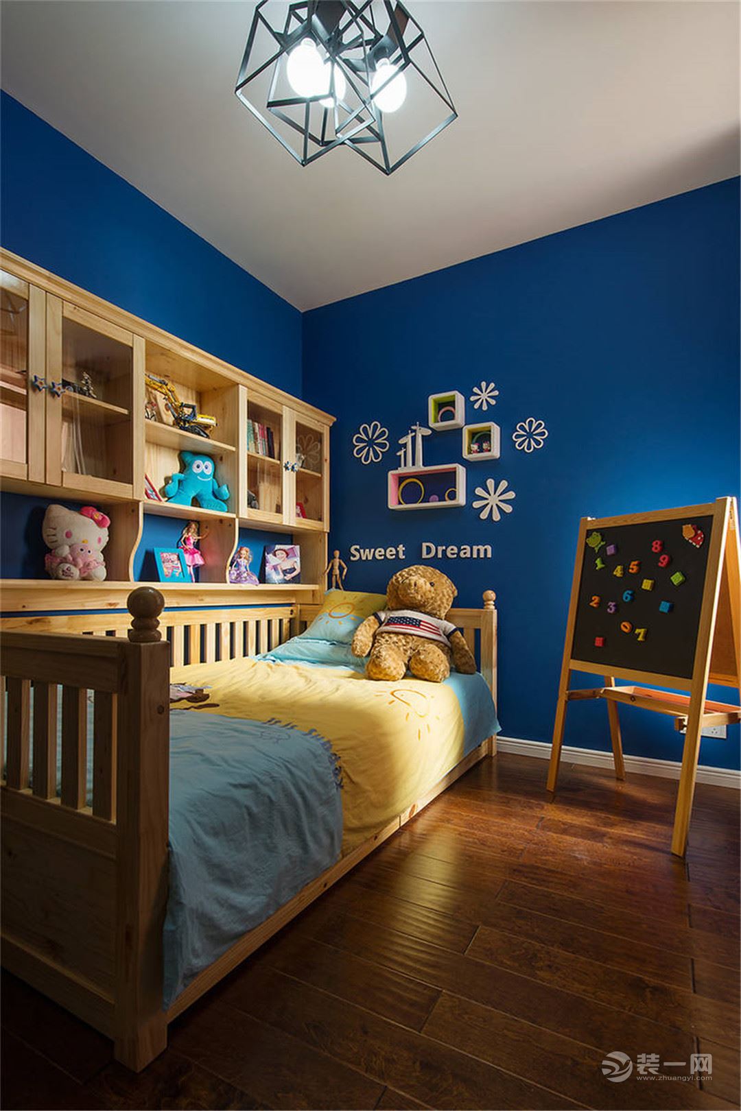 重庆套内86平米小户型装修风格,重庆120平米三室一厅装修轻奢风