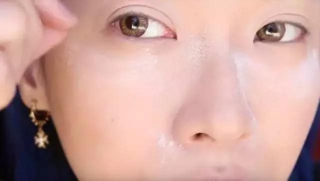 怎么打造眼妆视频,如何打造好看的眼睛妆容