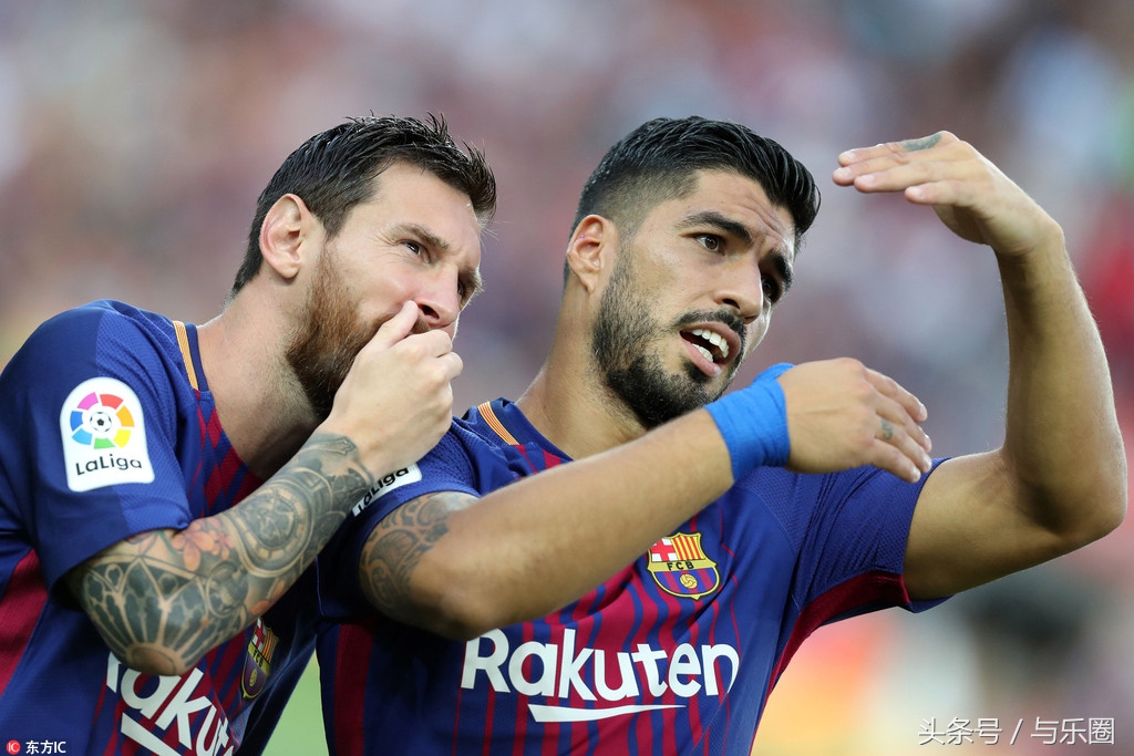 造3球!空难幸存球员痛哭梅西送拥抱,巴萨5-0沙佩科捧杯