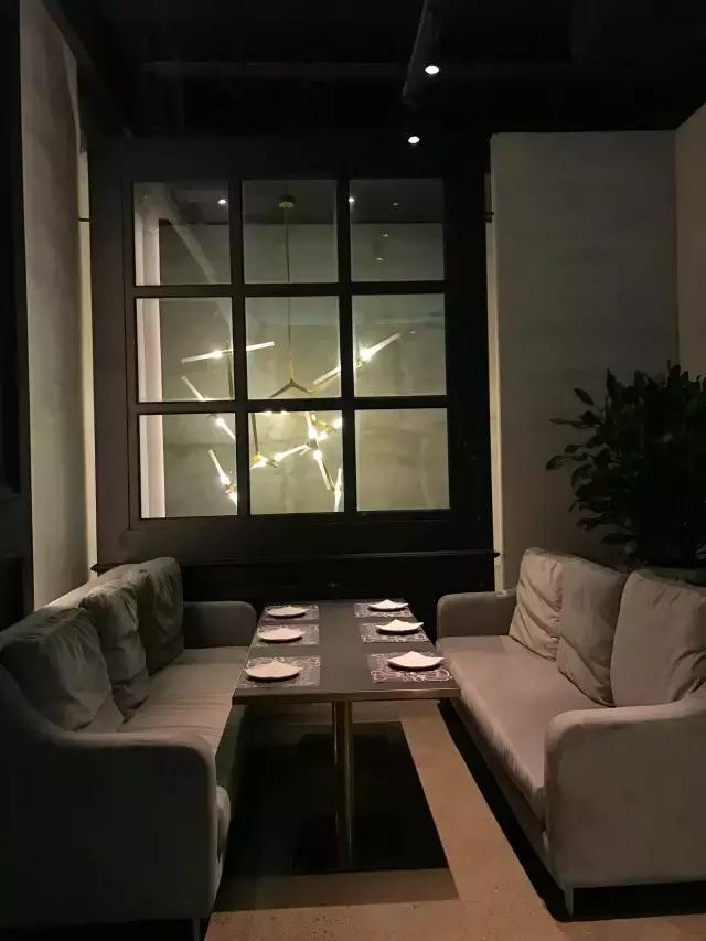 在长春花38元去米其林标准的餐厅吃饭是什么感觉？