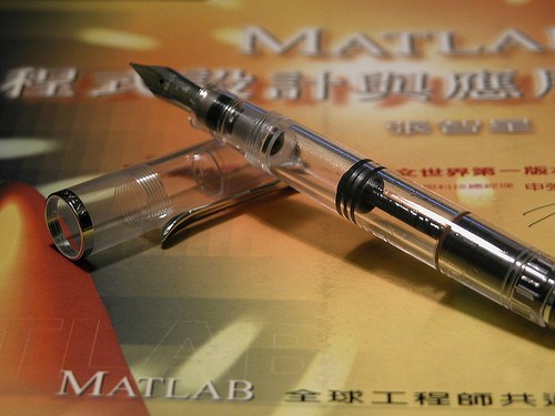 pelikan钢笔评测,小白点直液式钢笔测评