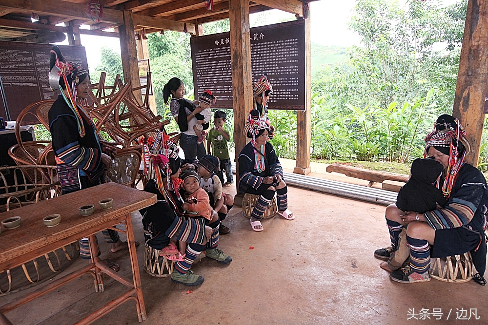 终年生活在高山密林之中的一个神秘的部族，孟连阿卡人！