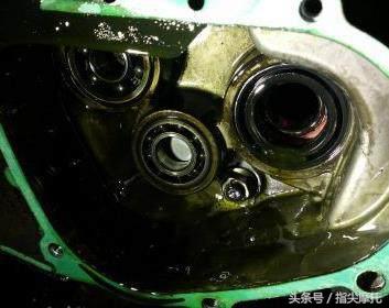 怎么判断踏板摩托车油开关好坏,踏板摩托车齿轮油检查口