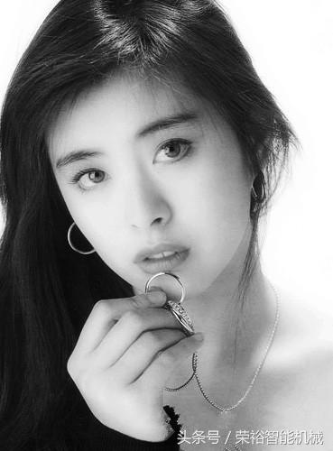 丹凤眼加杏眼加桃花眼的结合体,什么样的眼睛是桃花眼杏眼丹凤眼