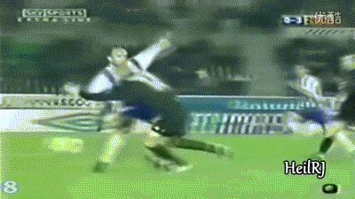 前锋简单过人动作,作为前锋应该要干嘛