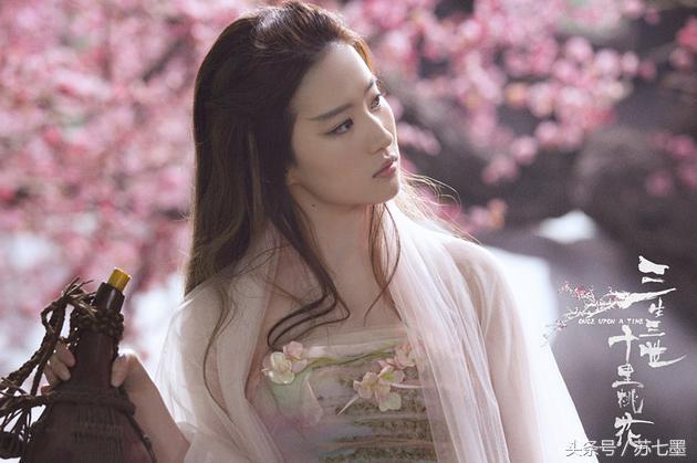 三生三世刘亦菲的连衣裙不仙女，而赵丽颖杨幂谁是真仙女？