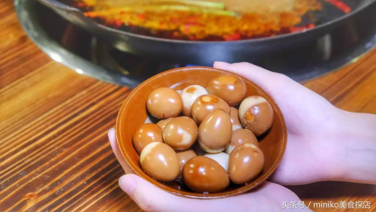 只卖红锅的火锅,只卖红汤的火锅