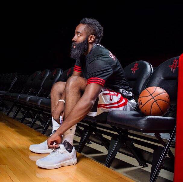 谁才是nba现役第一人,库里和杜兰特球鞋