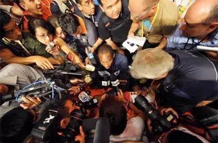 韦德回忆科比在中国的影响力,08年韦德科比对比