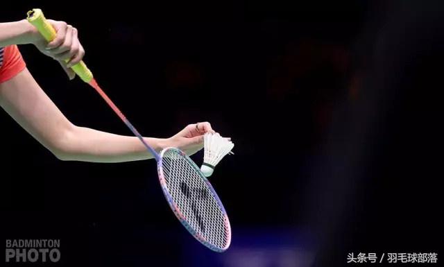 十大最佳入门羽毛球拍磅数,如何挑羽毛球拍磅数