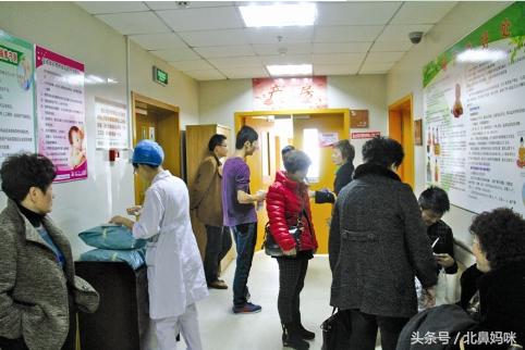 孕妇35周羊水破了医生让打催生针,孕妇孕36周羊水破了怎么办