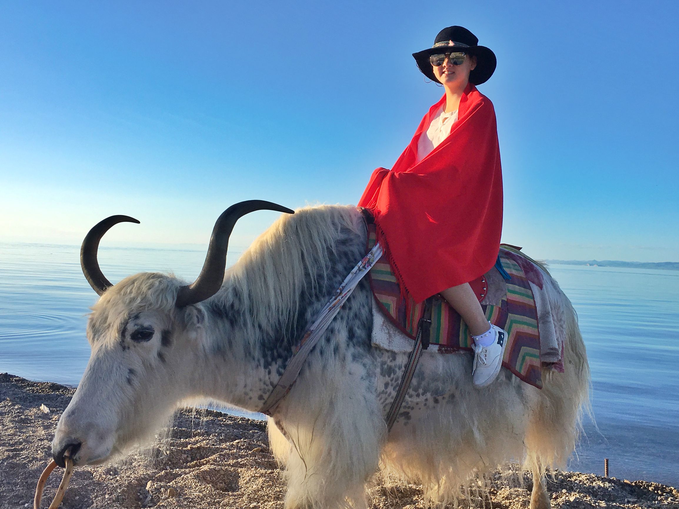 清晨的青海湖美景,静谧的青海湖