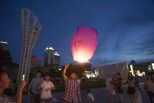 宁波天一广场有标志性的建筑吗,宁波最繁华的天一广场