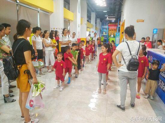 可爱的小宝宝运动会,幼儿园运动会宝宝班入场