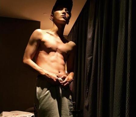 鹿晗最近发型,鹿晗换风格