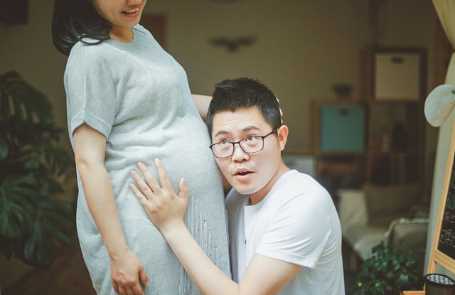 孕期脚肿得像个球一样,孕妇脚肿手肿该怎么缓解呀