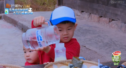 苏宁易购818会员免费送100券,苏宁易购818领券