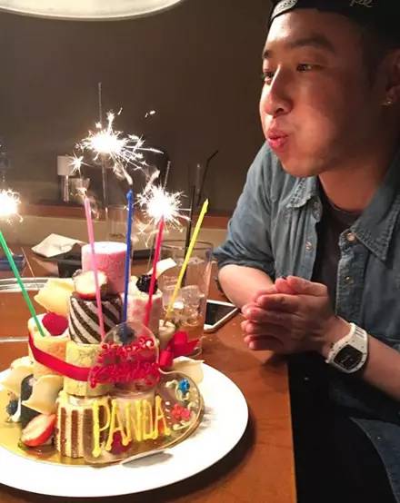 我去年买了个表歌曲,我去年买了个表出处