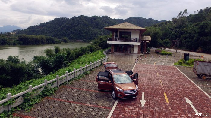 福特翼虎1.6两驱上路实测,新福特翼虎无尽之旅探索冬日秘境