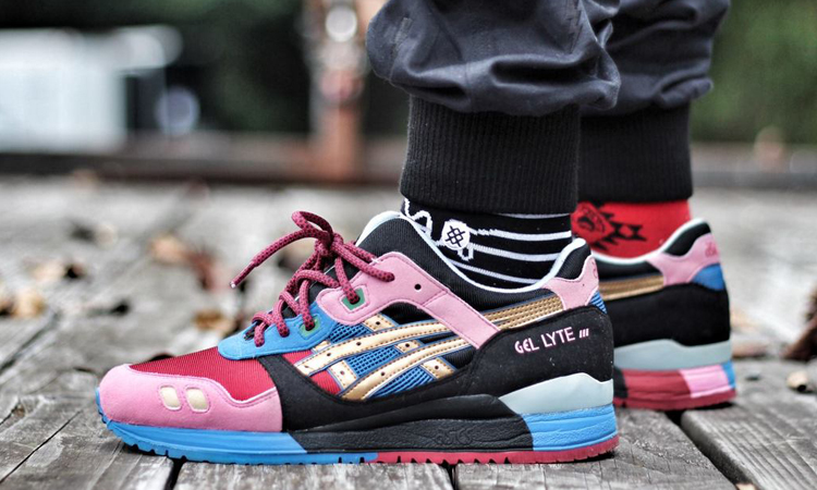 你喜欢的亚瑟士，是被一个鞋贩子带火的！