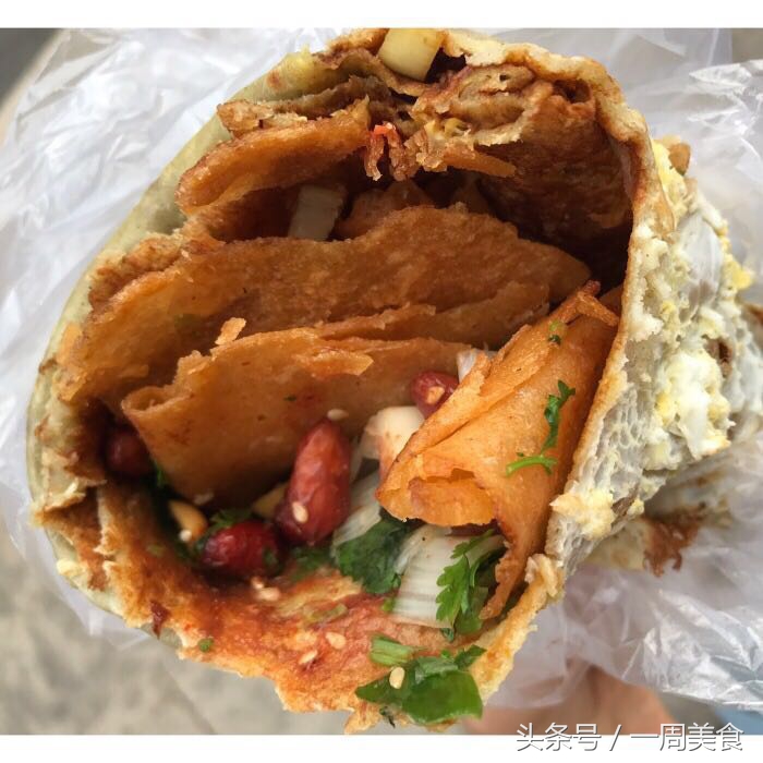 小煎饼珠光白,第一美食之白毛煎饼视频