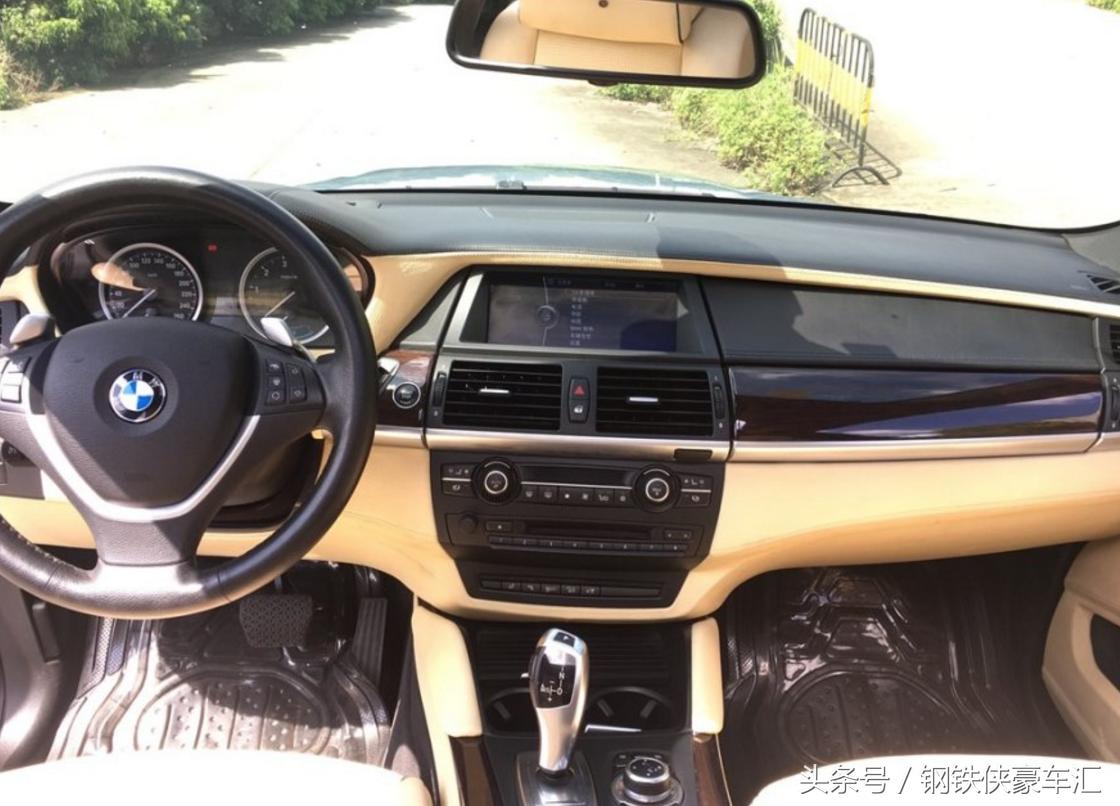 花a6钱买台二手车,花奥迪的钱买了五菱宏光