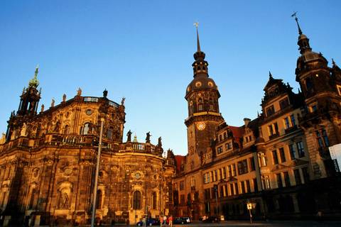 镇江市财经早报,镇江财经早报2018