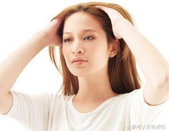 日常养护头发的技巧,头发尴尬时期如何养护