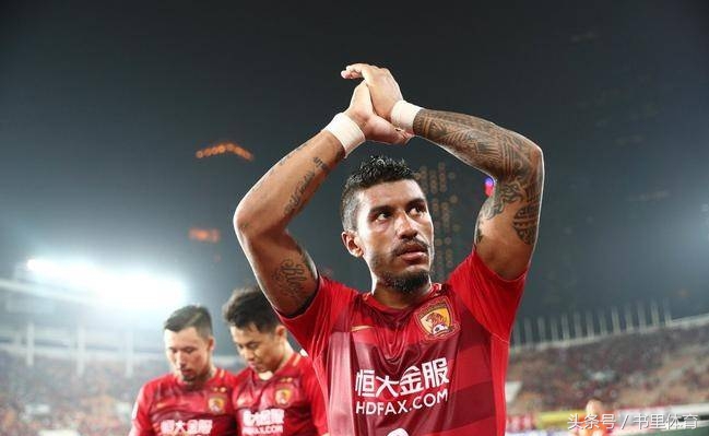 广州恒大保利尼奥现在在哪里踢球,保利尼奥转会巴萨恒大赚多少