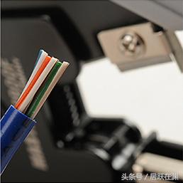 网线水晶头制作详细步骤,无网线钳如何压网线水晶头视频