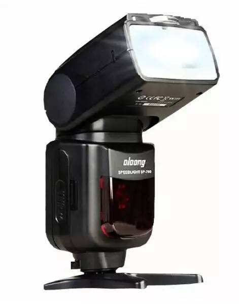 百块的外闪真能买?换个方式玩摄影