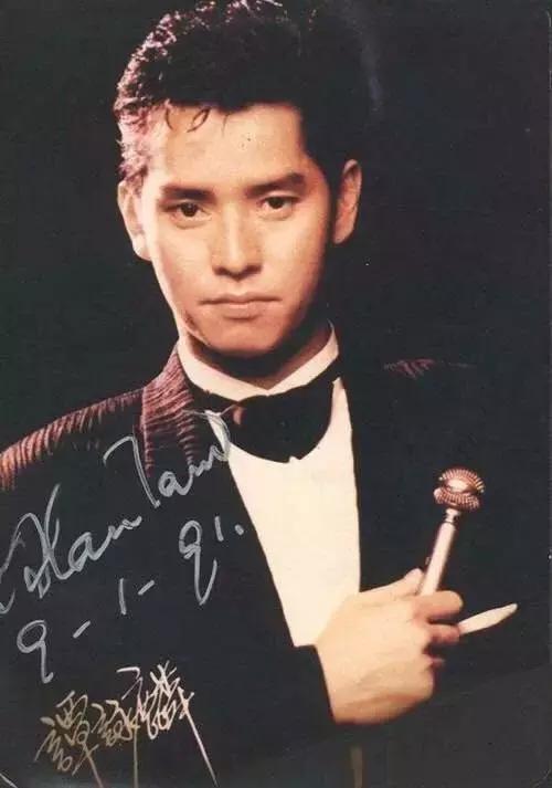 谭咏麟为什么说自己永远25岁,永远25岁的谭咏麟是一代人的偶像