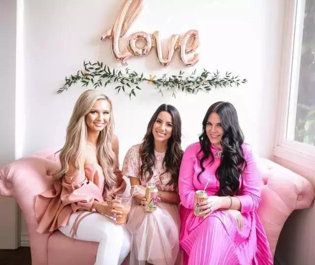 胖妹子怎么穿衣好看？92年胖到200斤的女孩，亲身搭配告诉你