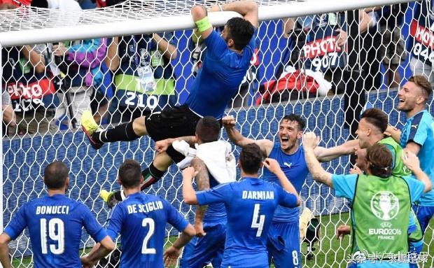 意大利布冯千场里程碑,意甲最佳球员布冯