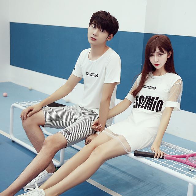 情侣装夏日时髦与恩爱皆要秀出来,情侣装夏季t恤穿搭