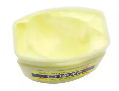 别看不起这些国货护肤品好嘛？它们在国外都被抢疯了！