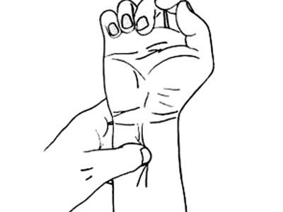 胸闷气短但检查都正常怎么回事,胸闷喘不上气检查了一切正常